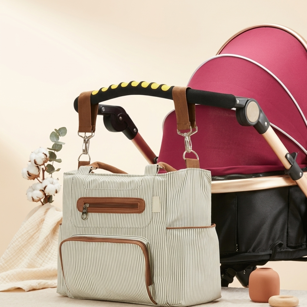 Sac à langer grande capacité 6 pièces Doucenest — accessoires inclus