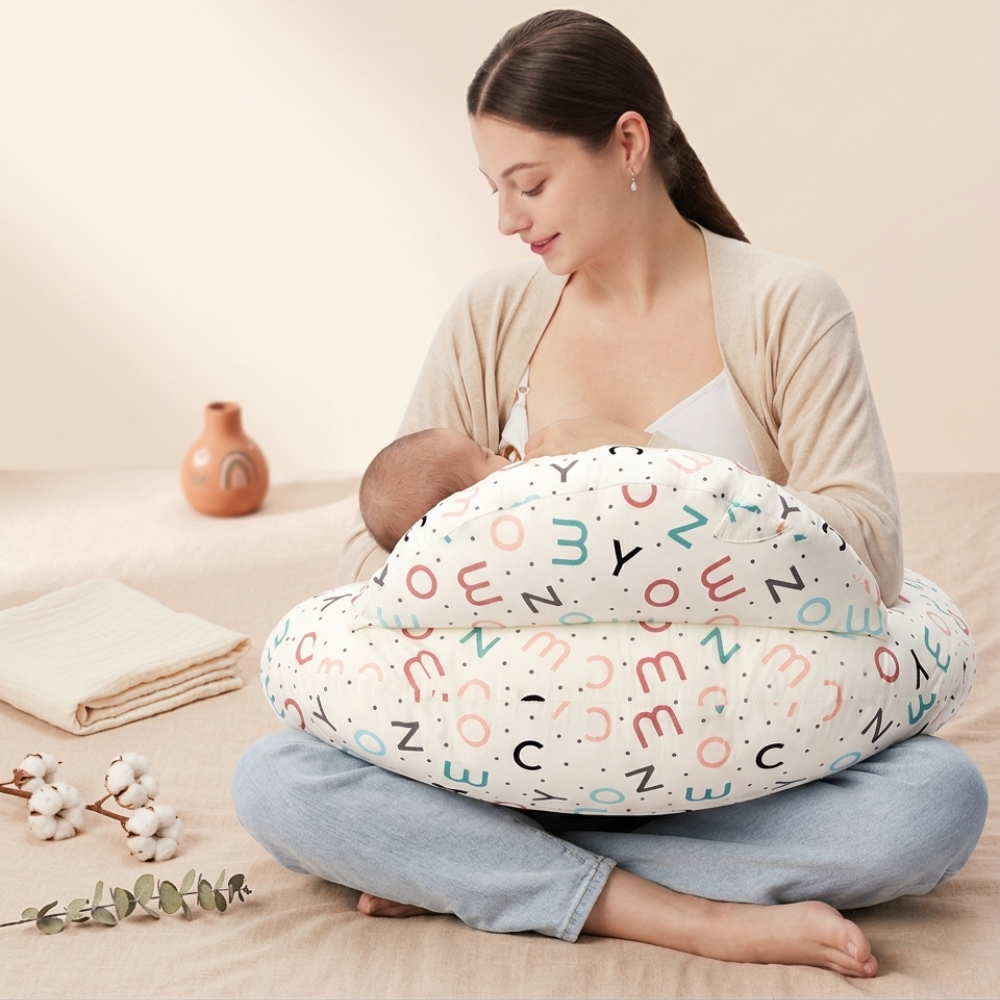 Coussin allaitement ergonomique Doucenest — vue côté